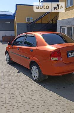 Седан Chevrolet Aveo 2005 в Нікополі