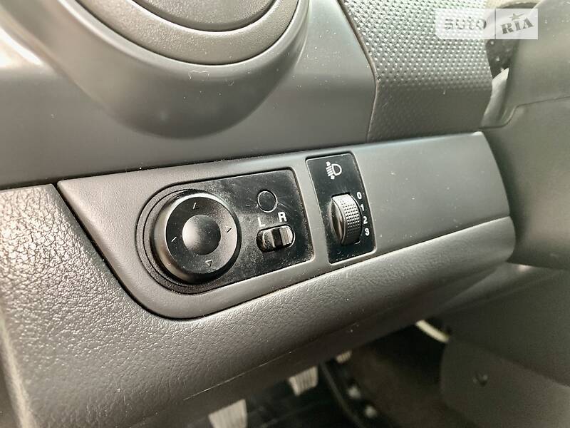 Седан Chevrolet Aveo 2011 в Дніпрі