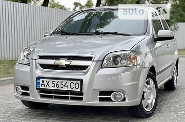 Минивэн Chevrolet Aveo 2008 в 