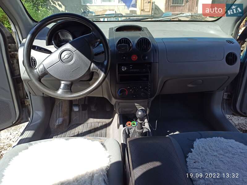 Седан Chevrolet Aveo 2005 в Одессе