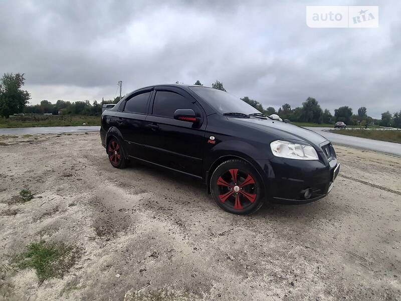 Седан Chevrolet Aveo 2007 в Миргороде