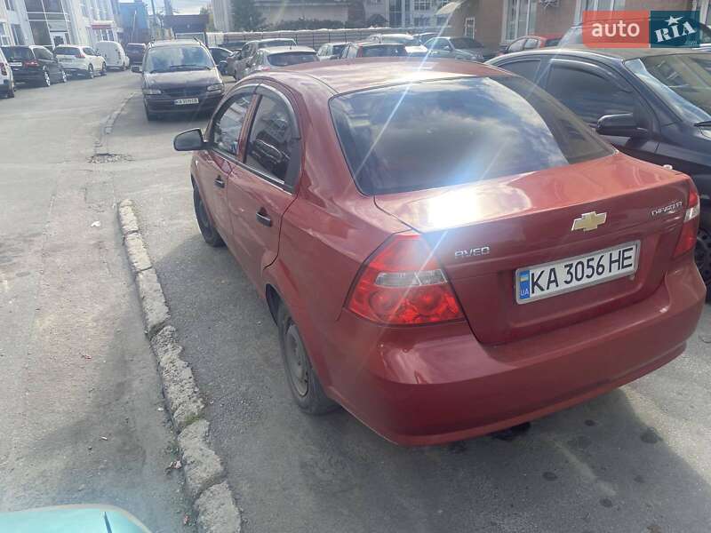 Седан Chevrolet Aveo 2010 в Киеве