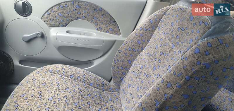 Седан Chevrolet Aveo 2004 в Дніпрі фото 5 Седан Chevrolet Aveo 2004 в Дніпрі