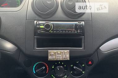 Седан Chevrolet Aveo 2011 в 
