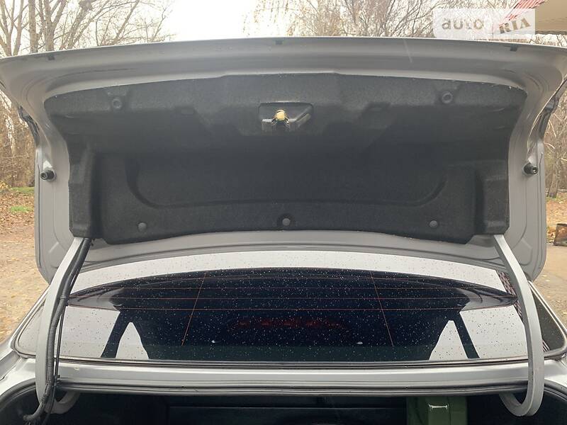 Седан Chevrolet Aveo 2011 в Кривом Роге
