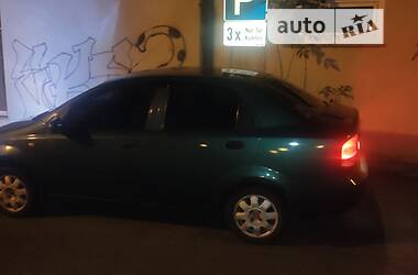 Седан Chevrolet Aveo 2004 в Харькове