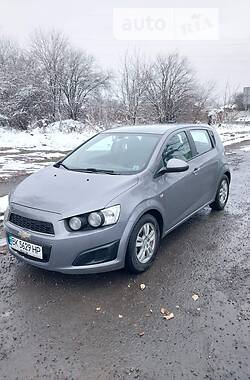 Хетчбек Chevrolet Aveo 2012 в Рівному