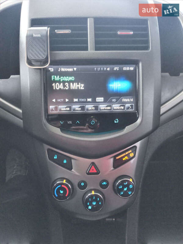 Хэтчбек Chevrolet Aveo 2013 в Ивано-Франковске