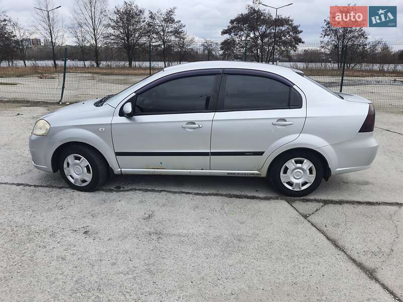 Седан Chevrolet Aveo 2008 в Киеве фото 5 Седан Chevrolet Aveo 2008 в Киеве