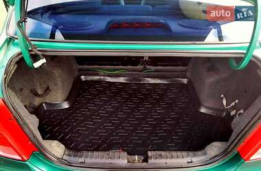 Седан Chevrolet Aveo 2005 в 