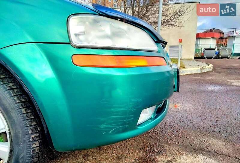 Седан Chevrolet Aveo 2005 в Луцьку