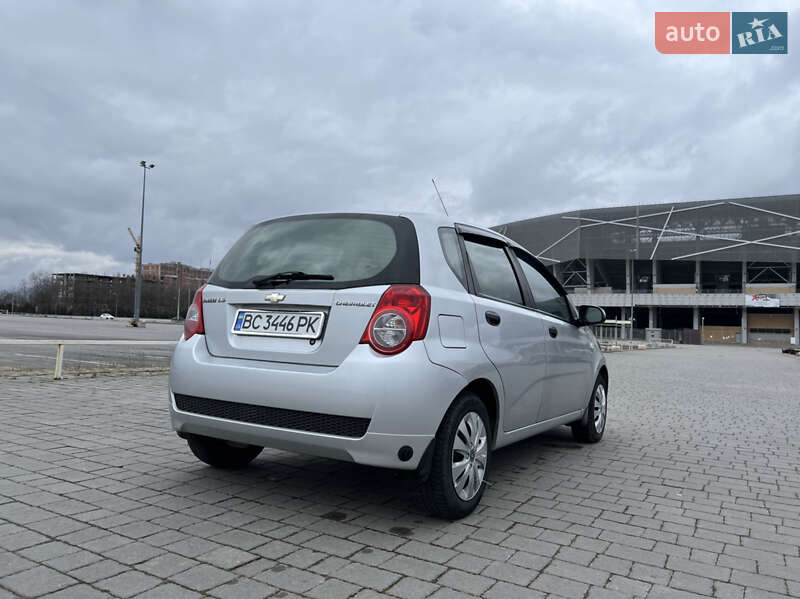 Хэтчбек Chevrolet Aveo 2010 в Львове
