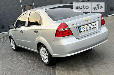 Седан Chevrolet Aveo 2010 в 