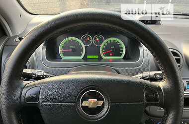 Седан Chevrolet Aveo 2010 в 