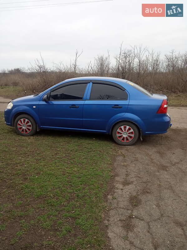 Универсал Chevrolet Aveo 2006 в Вознесенске