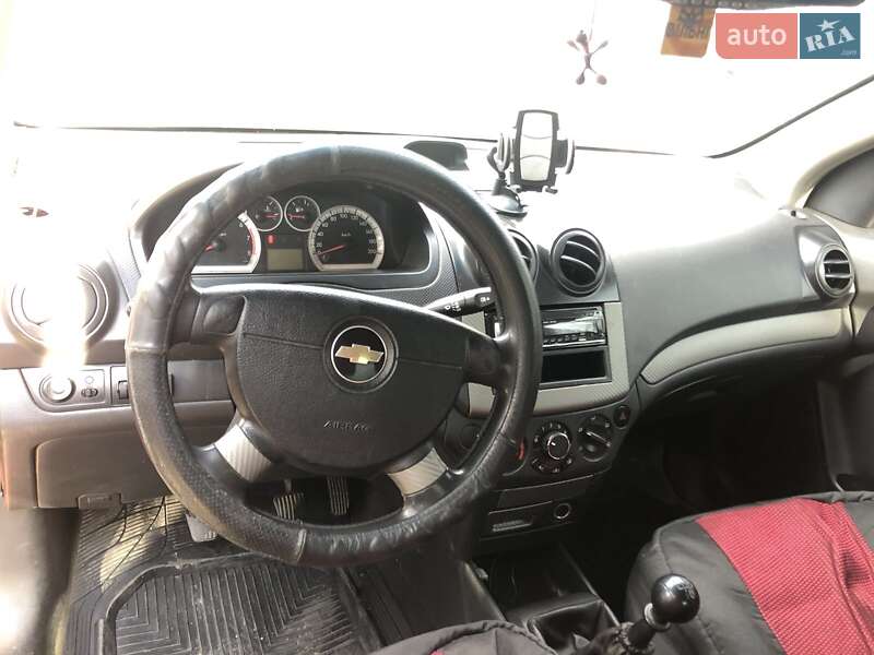 Седан Chevrolet Aveo 2007 в Корсуне-Шевченковском