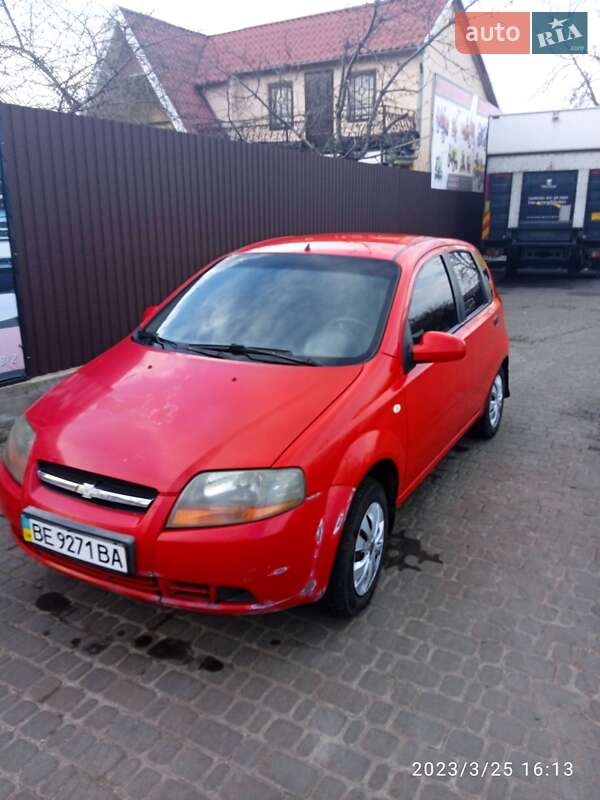 Хэтчбек Chevrolet Aveo 2006 в Первомайске