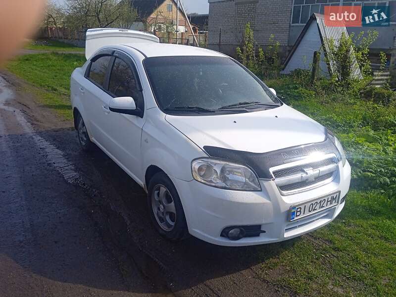 Седан Chevrolet Aveo 2008 в Полтаві