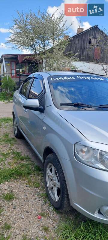 Седан Chevrolet Aveo 2008 в Первомайську
