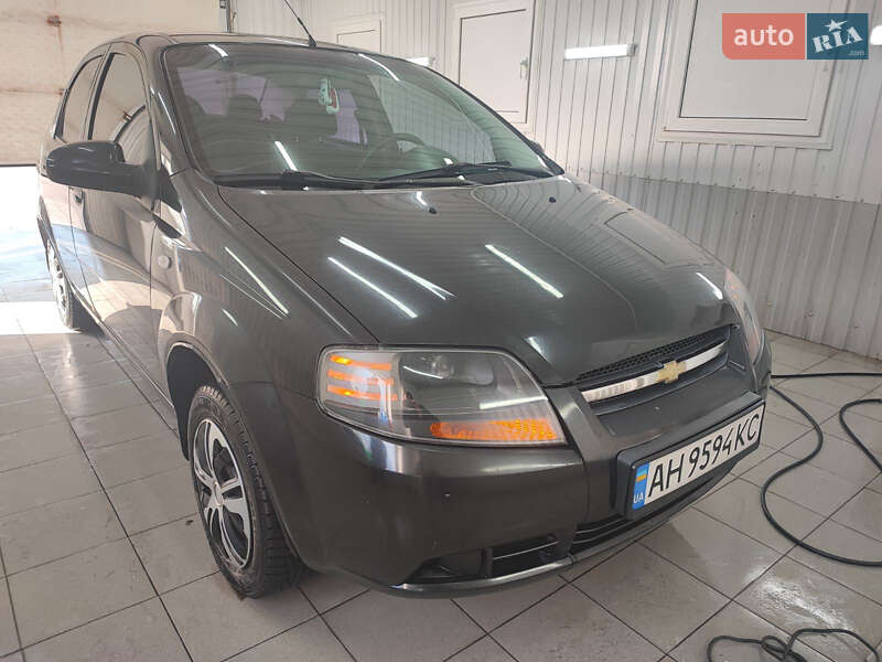 Седан Chevrolet Aveo 2005 в Софиевской Борщаговке