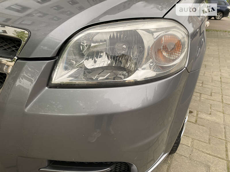 Седан Chevrolet Aveo 2008 в Києві