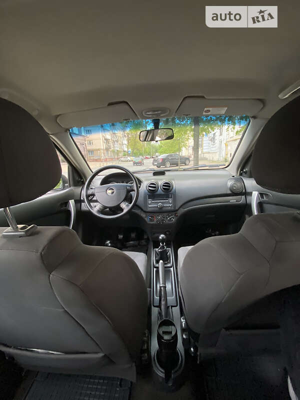 Седан Chevrolet Aveo 2008 в Києві