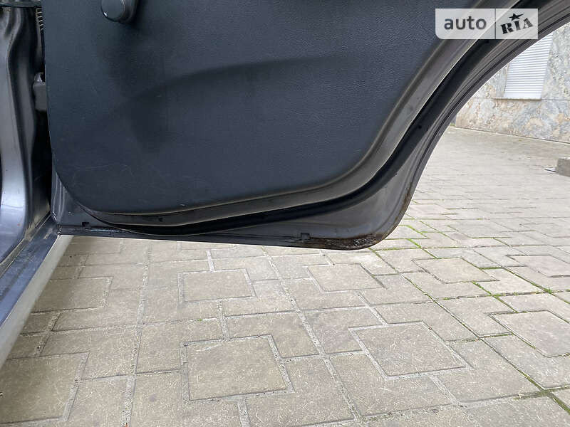 Седан Chevrolet Aveo 2008 в Києві