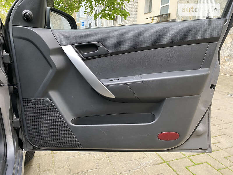 Седан Chevrolet Aveo 2008 в Києві