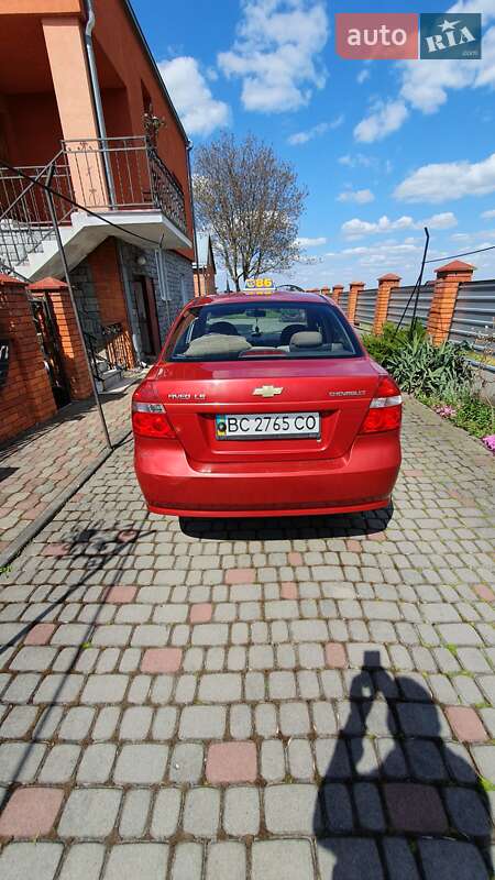 Седан Chevrolet Aveo 2011 в Львове