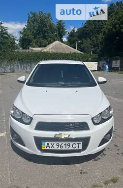 Седан Chevrolet Aveo 2012 в Харькове