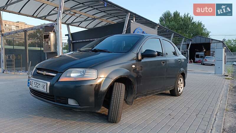 Седан Chevrolet Aveo 2005 в Дніпрі