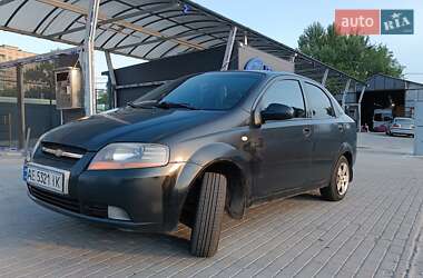 Седан Chevrolet Aveo 2005 в Днепре