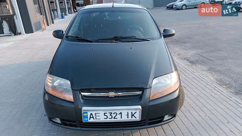 Седан Chevrolet Aveo 2005 в Дніпрі