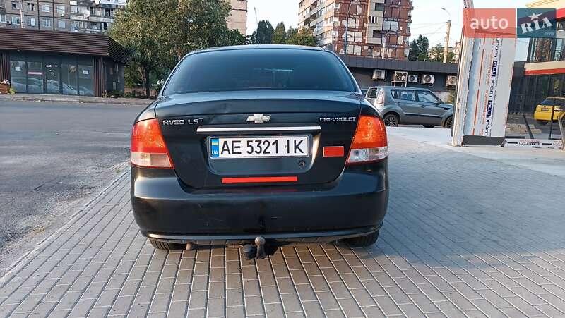 Седан Chevrolet Aveo 2005 в Дніпрі