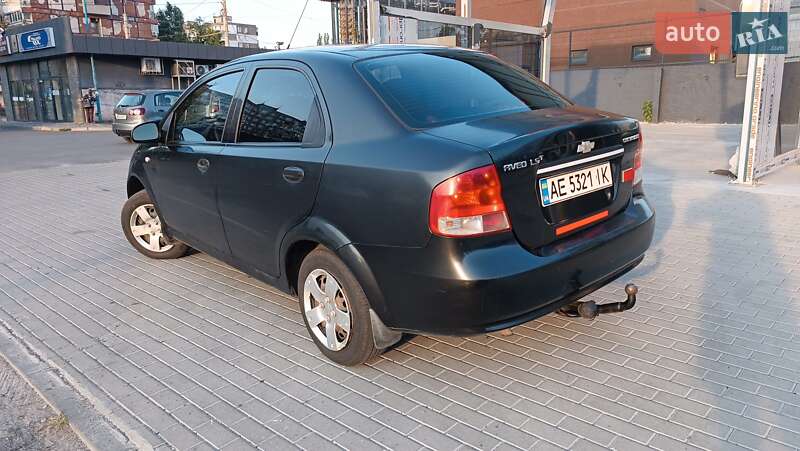 Седан Chevrolet Aveo 2005 в Дніпрі