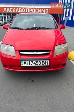 Хетчбек Chevrolet Aveo 2006 в 