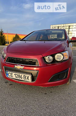 Седан Chevrolet Aveo 2013 в Черновцах