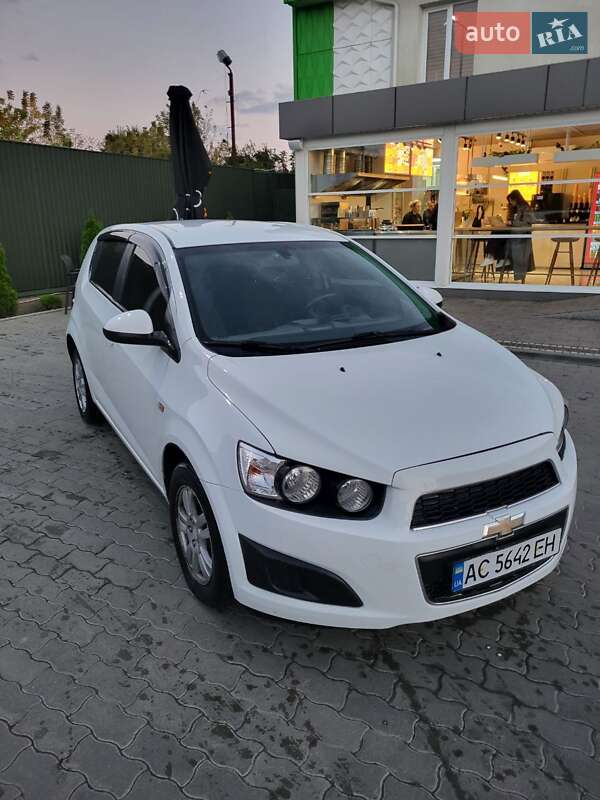 Хетчбек Chevrolet Aveo 2012 в Володимирі