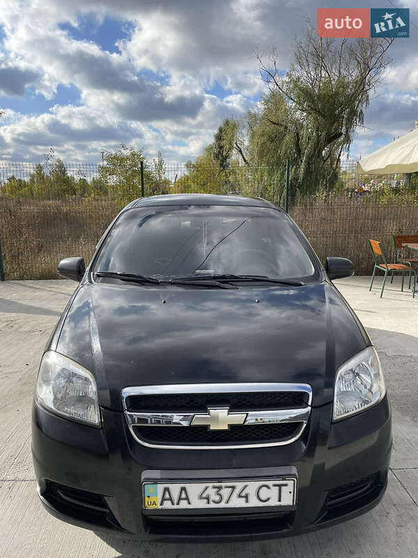 Седан Chevrolet Aveo 2007 в Киеве