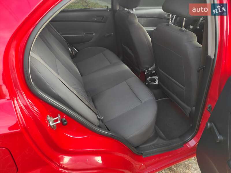 Седан Chevrolet Aveo 2008 в Полтаве