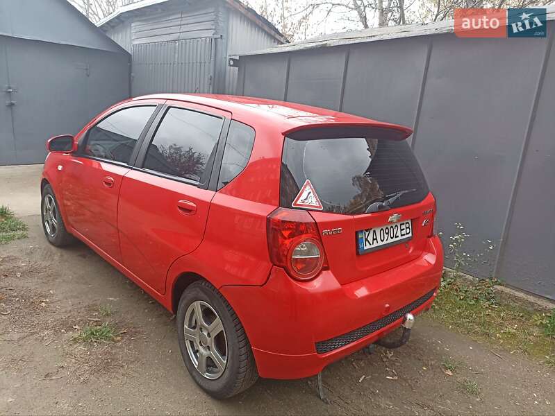 Хэтчбек Chevrolet Aveo 2008 в Могилев-Подольске