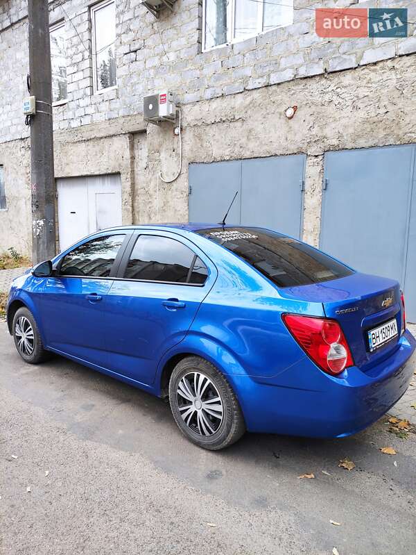 Седан Chevrolet Aveo 2014 в Одесі