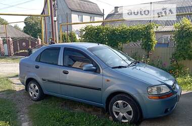 Седан Chevrolet Aveo 2004 в Хотині