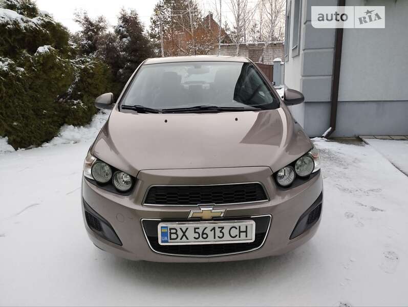 Седан Chevrolet Aveo 2013 в Славуте