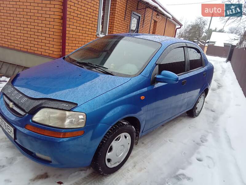 Седан Chevrolet Aveo 2005 в Луцьку