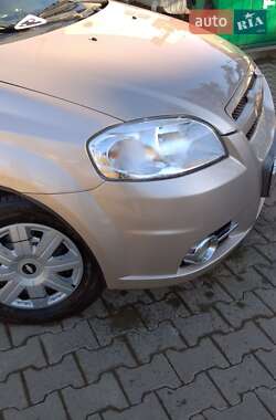 Седан Chevrolet Aveo 2008 в 