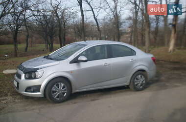 Седан Chevrolet Aveo 2011 в Миколаєві