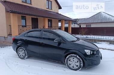 Седан Chevrolet Aveo 2014 в Каменец-Подольском
