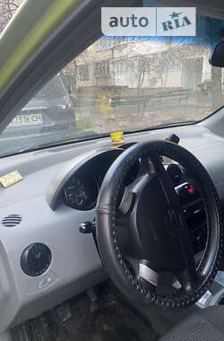 Седан Chevrolet Aveo 2005 в 
