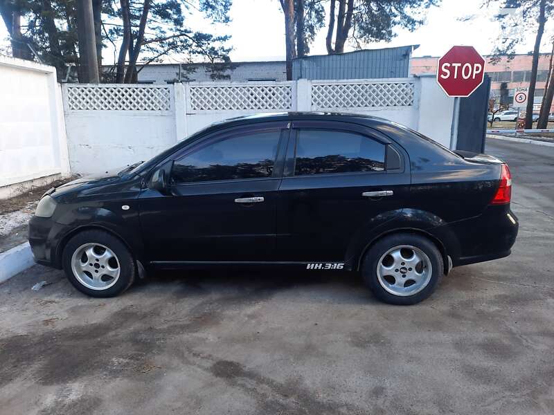 Седан Chevrolet Aveo 2007 в Києві